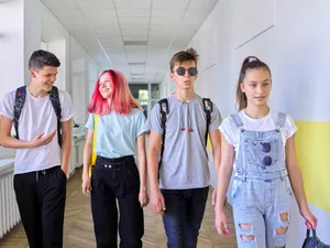 Avertismentul unui medic psihiatru, pentru părinți: Consumatori de droguri, de la 10-11 ani. Ce iau? - Foto: Freepik (Imagine cu rol ilustrativ)