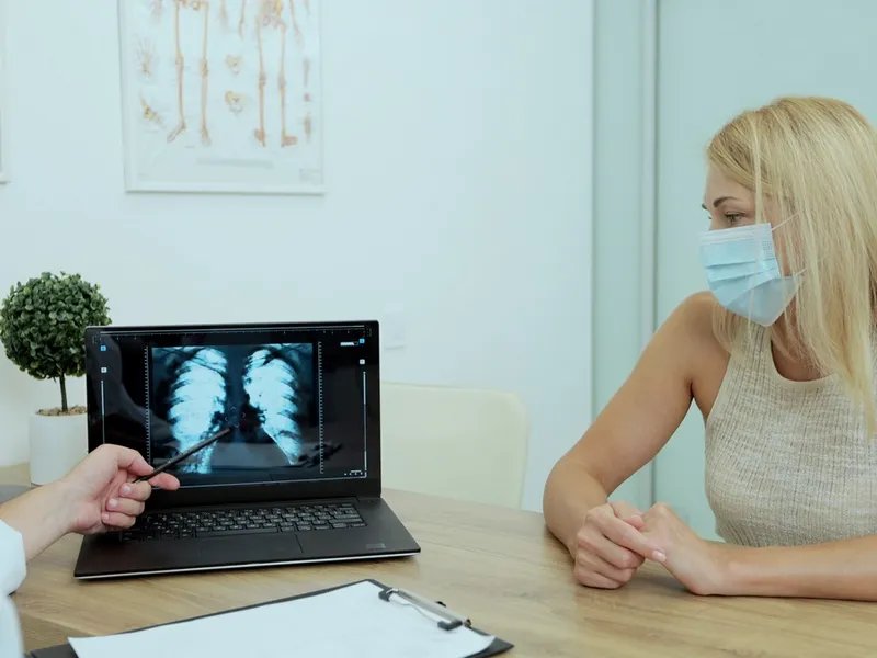 O tuse banală poate ascunde multe boli. Un medic pneumolog explică simptomul comun dar înșelător - Foto: Freepik (Imagine cu rol ilustrativ)