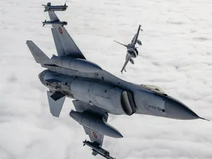 Cum ajuns avioanele F-16 mai scumpe decât noile F-35? Cât plătește România pe un F-35  FOTO MApN